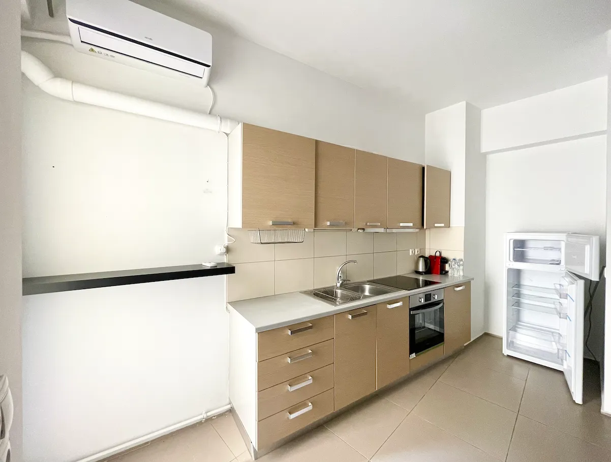 Huge 1 BD apartment in the heart of Kypseli — 8