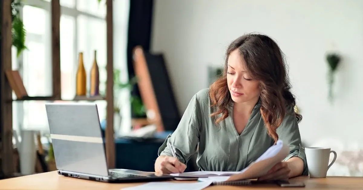 A landlord using property management software to track a Greek rental portfolio.