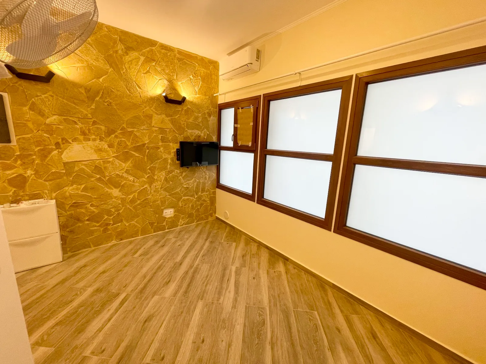 Newly built Studio in Central Athens — 6