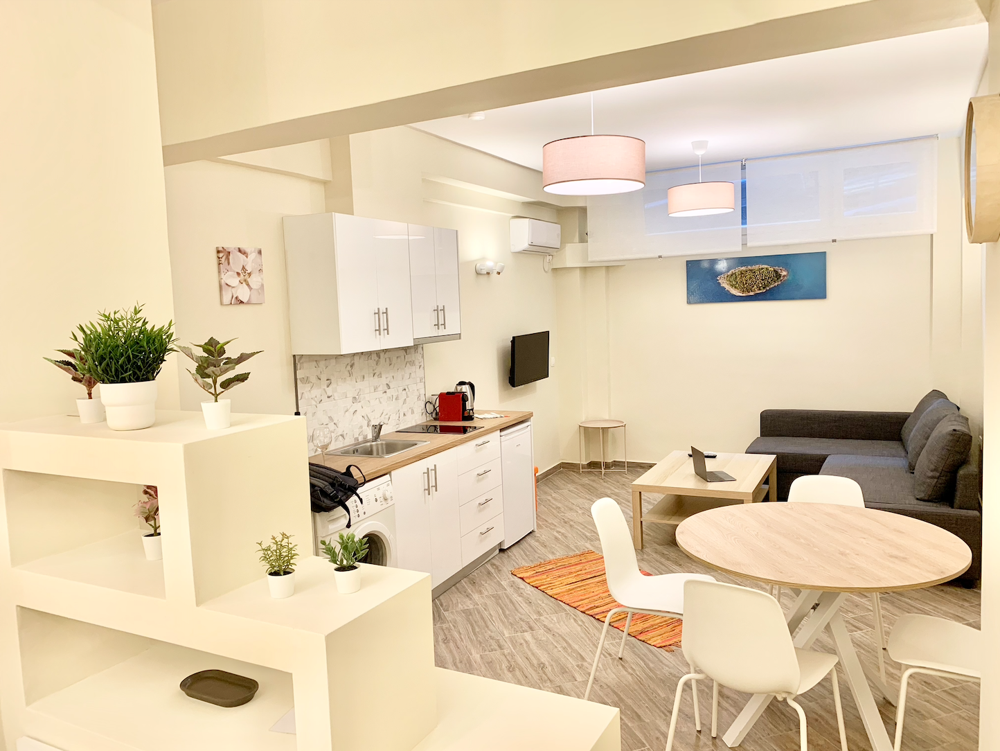 Luxury Studio 100m from American Embassy