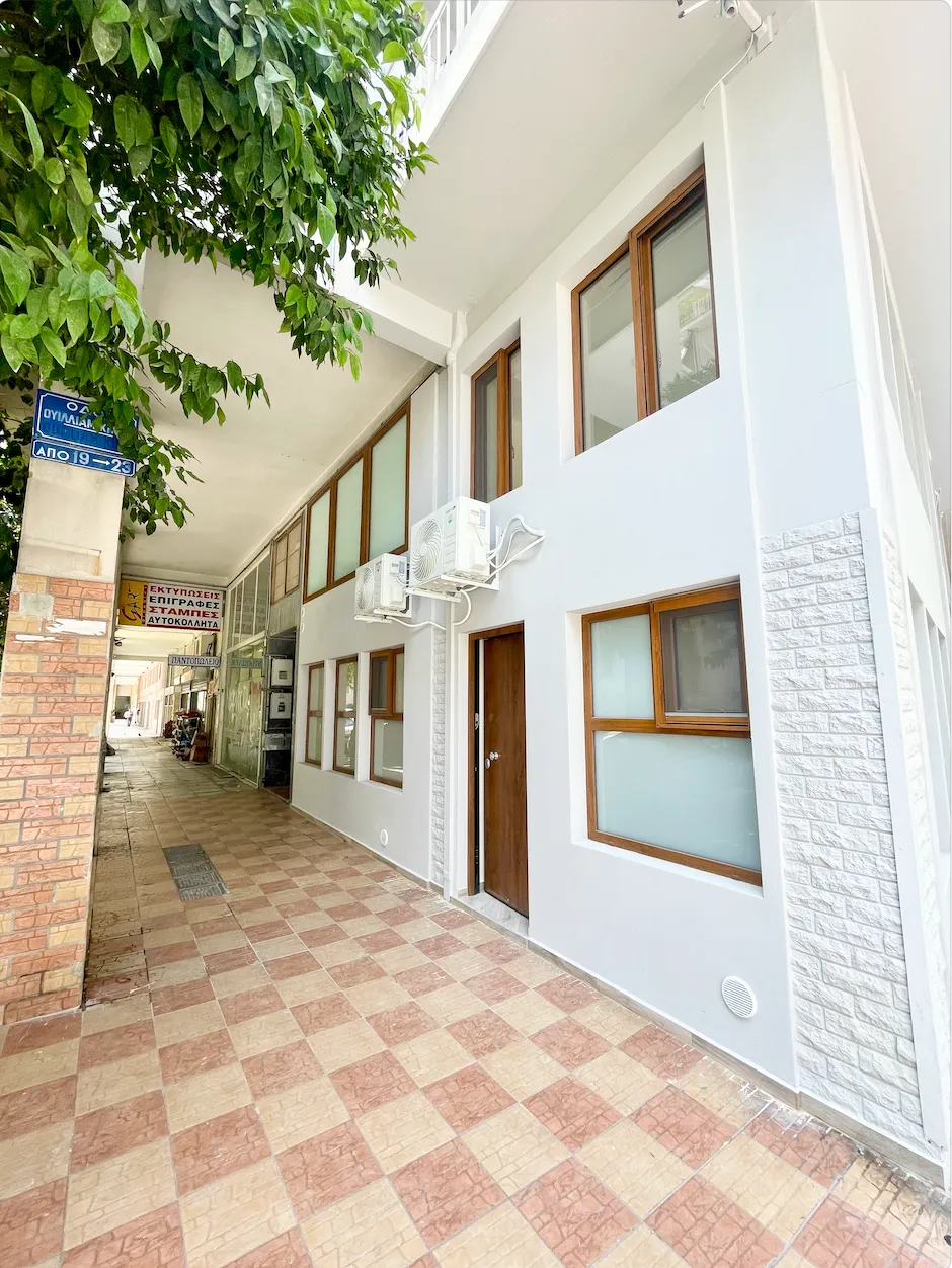 Newly built Studio in Central Athens — 2
