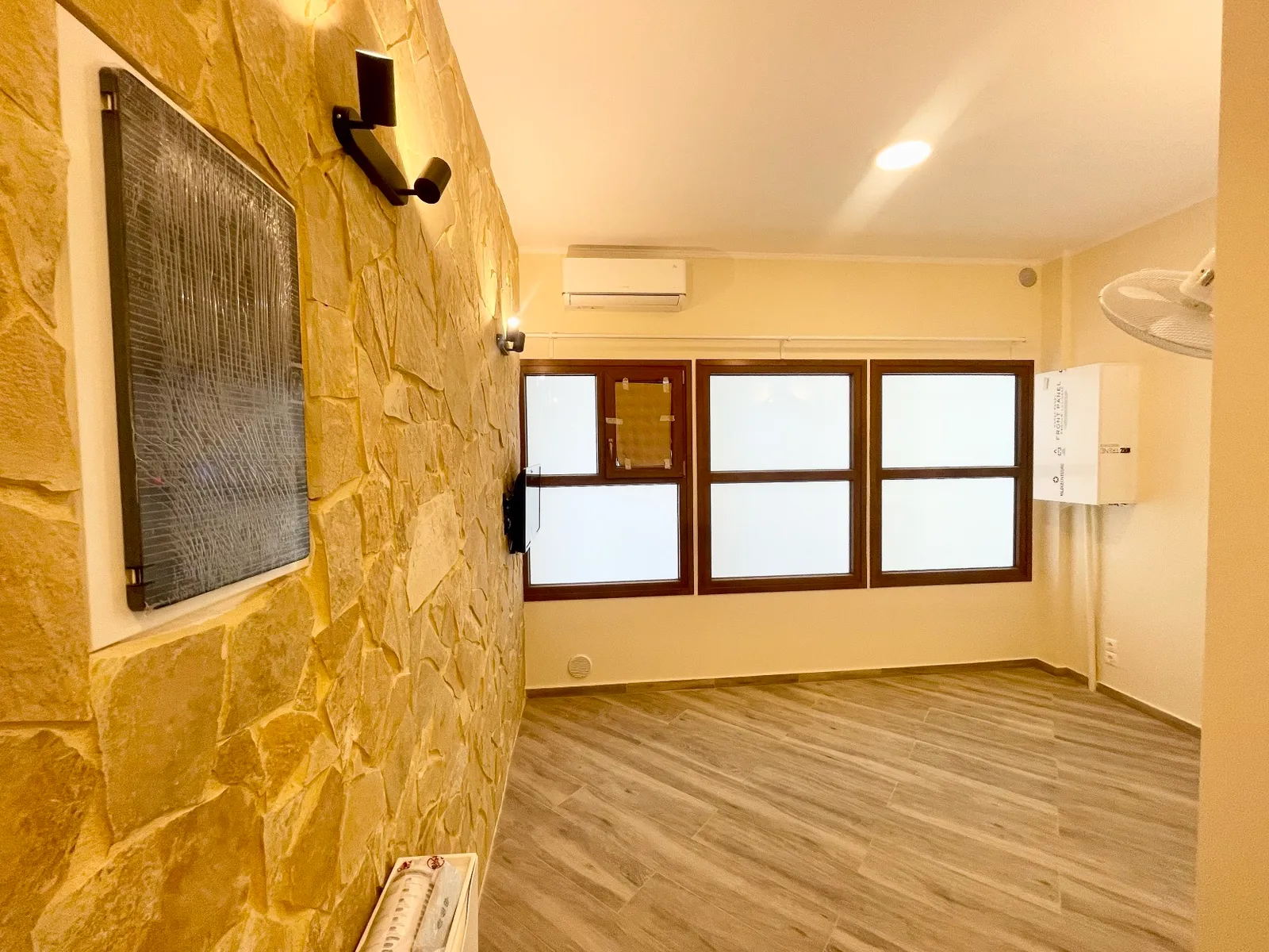 Newly built Studio in Central Athens — 5