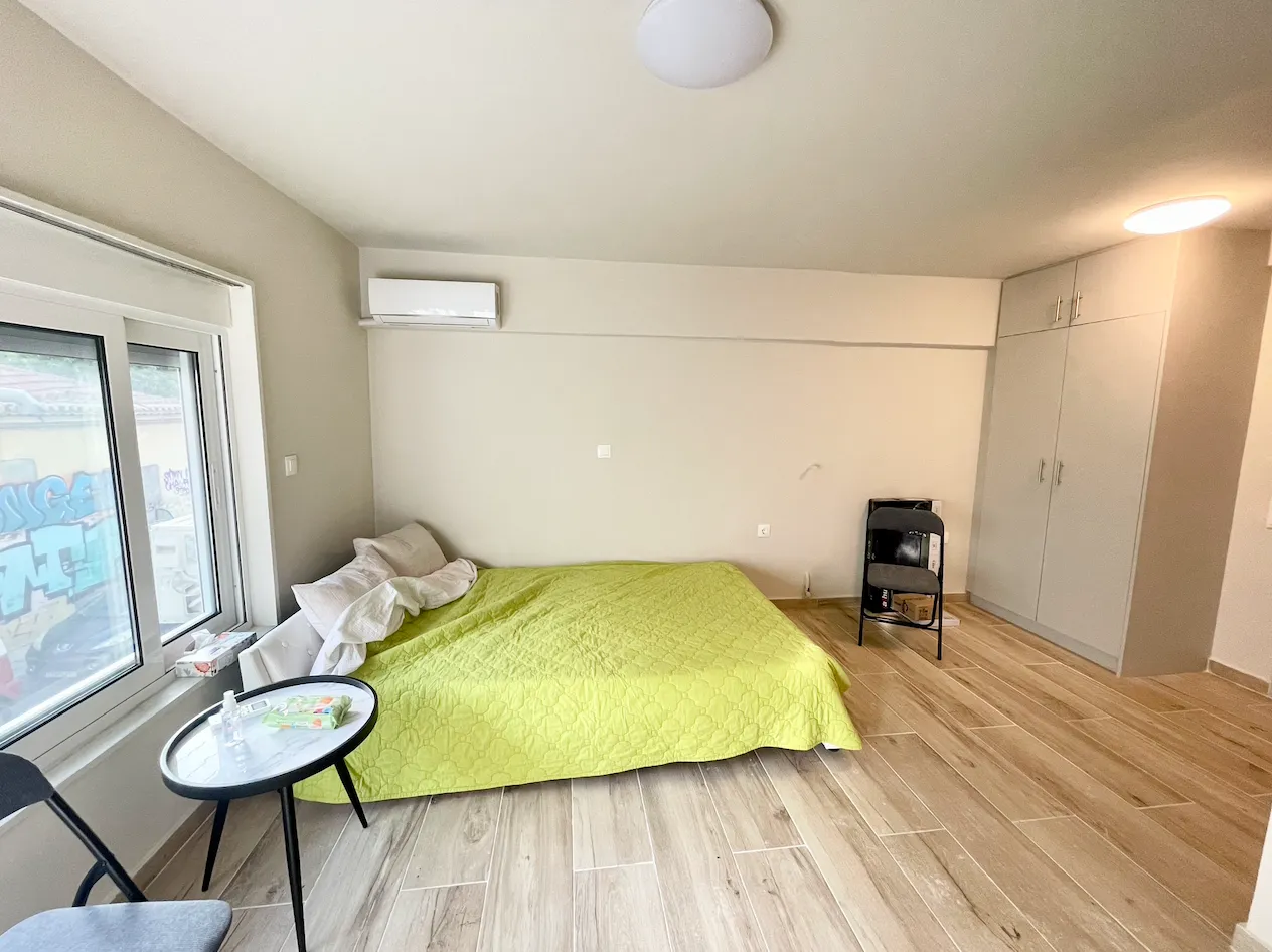 Bright Cozy Studio — 3