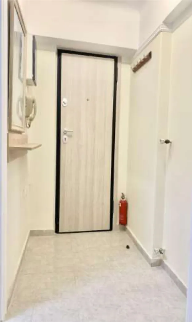 1-BD Apartment in Central Location — 3