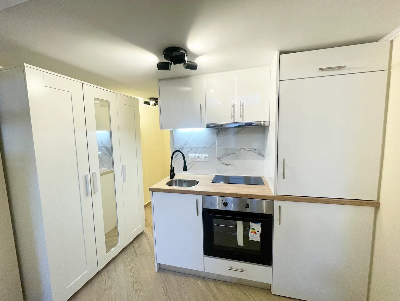 Bright Loft Apartment — 4
