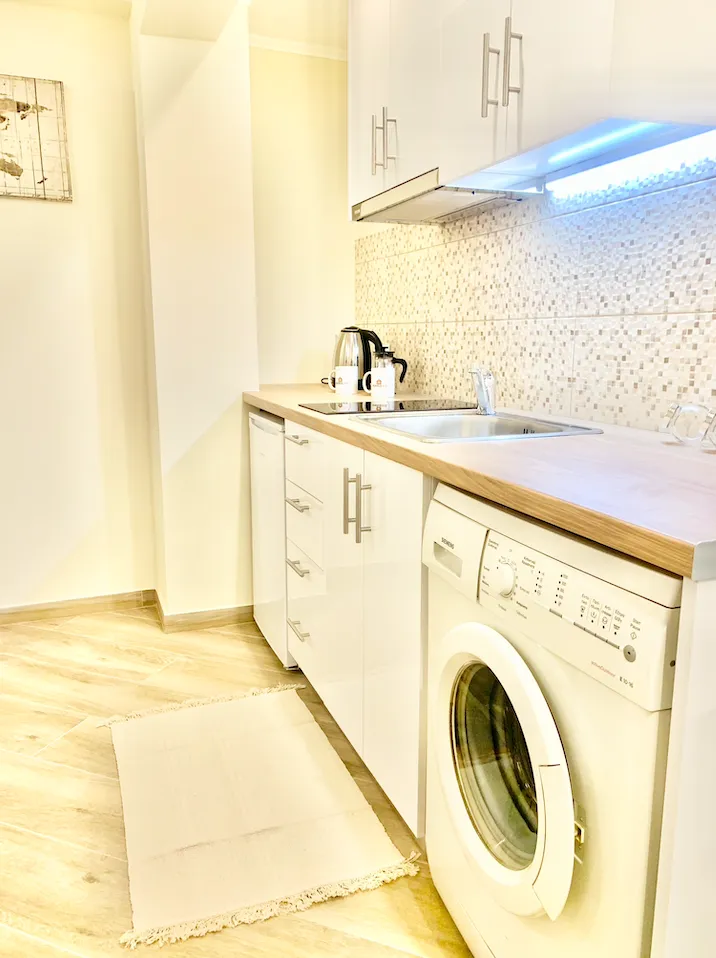 Central & Comfy Studio Apartment — 8
