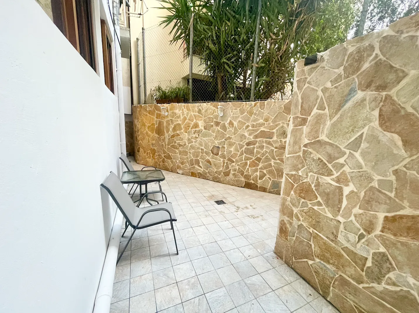 Garden Studio in Central Athens