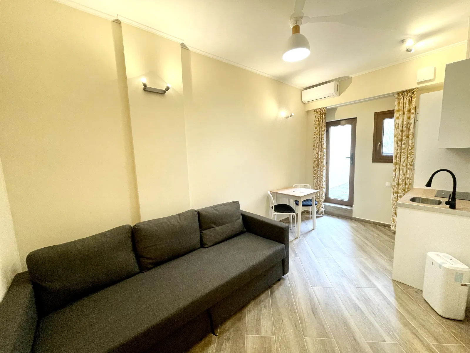 Smart Studio with Amazing Communal Garden — 4