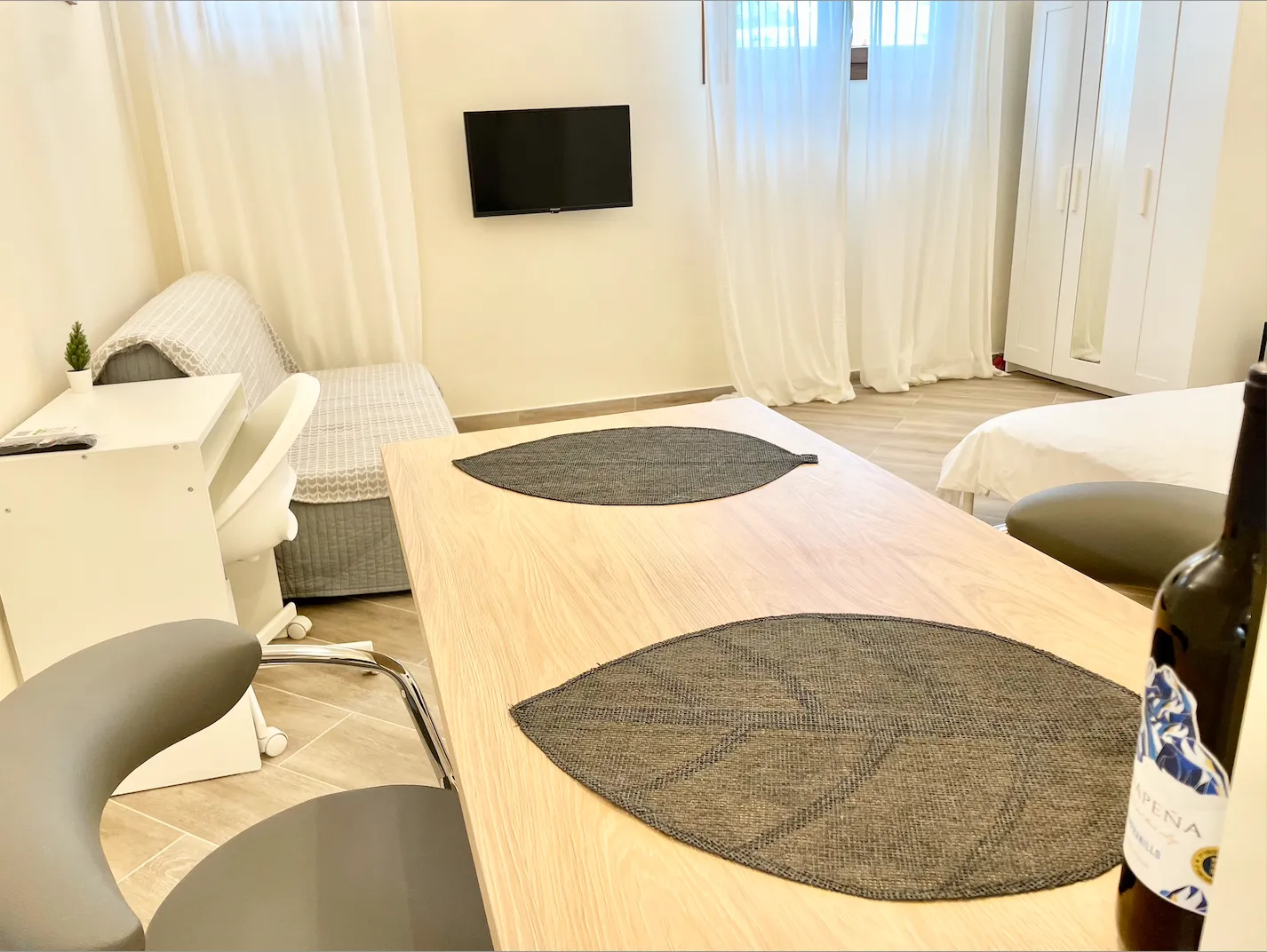 Spacious Studio — 2