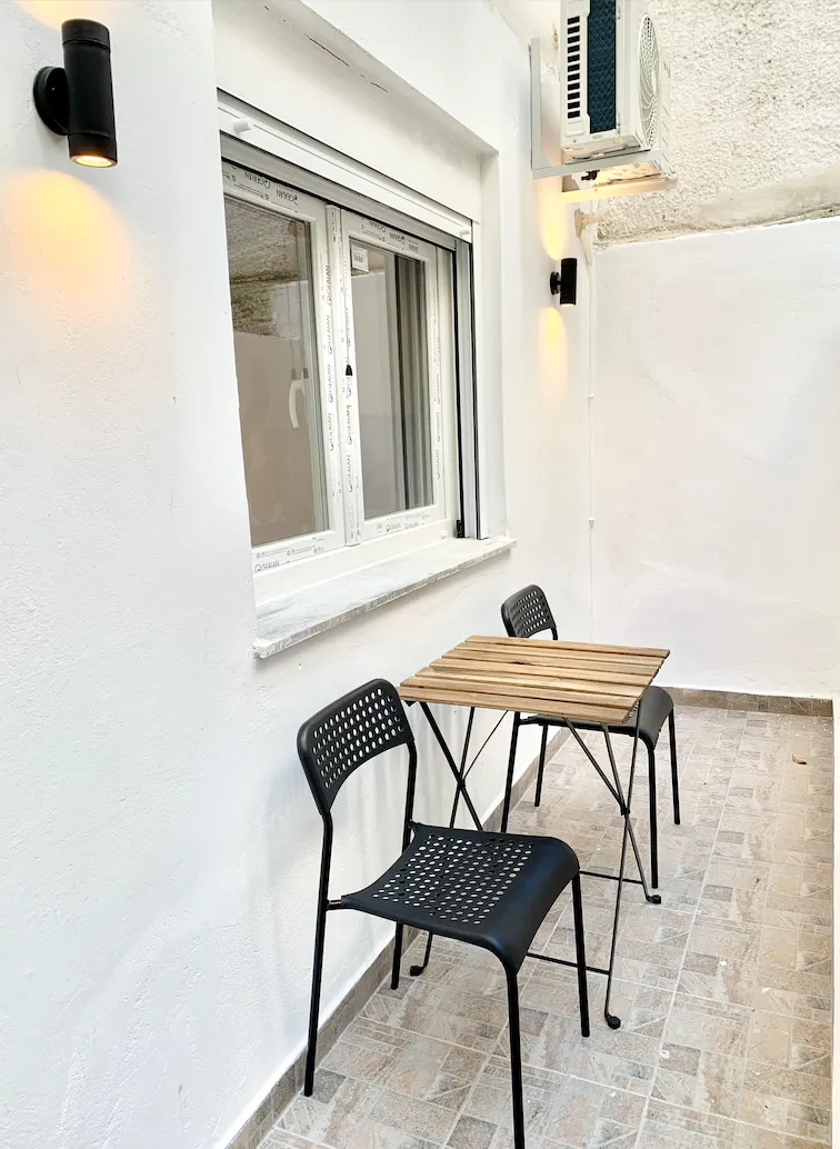 Garden View Studio