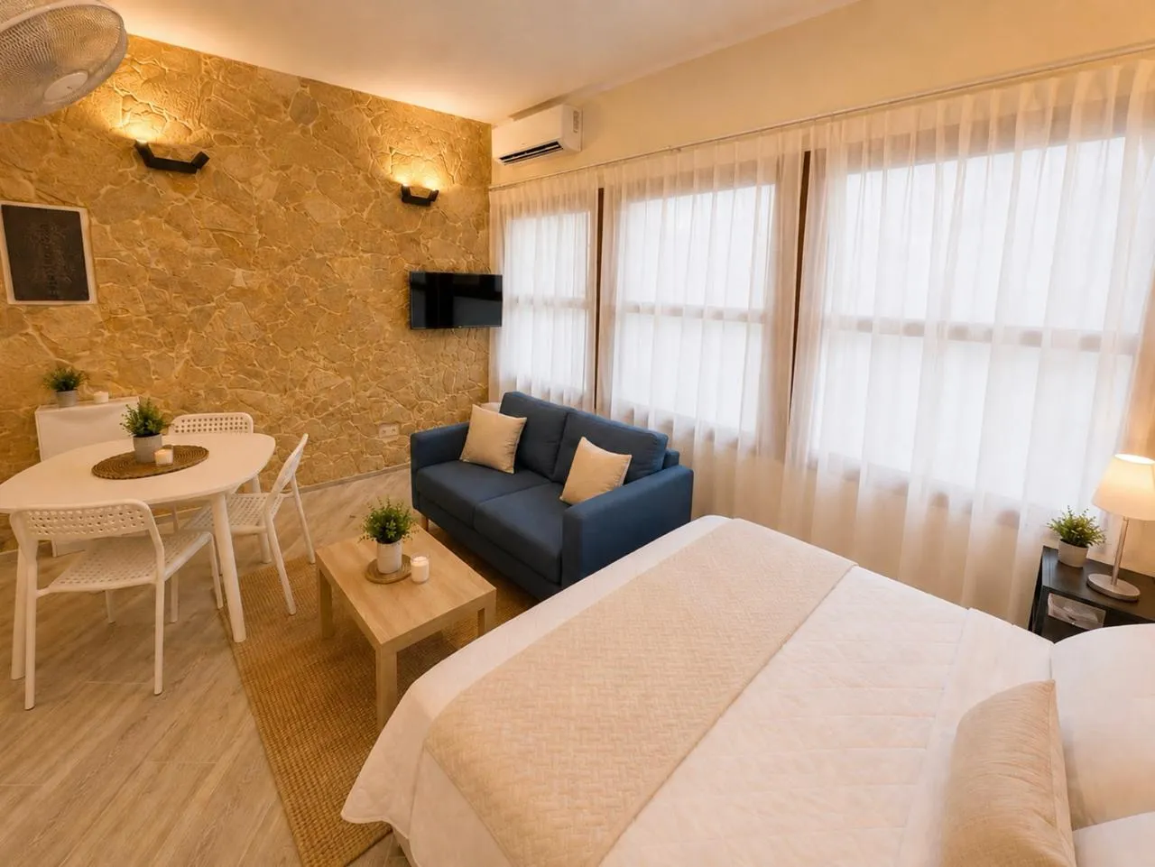 Newly built Studio in Central Athens — 11
