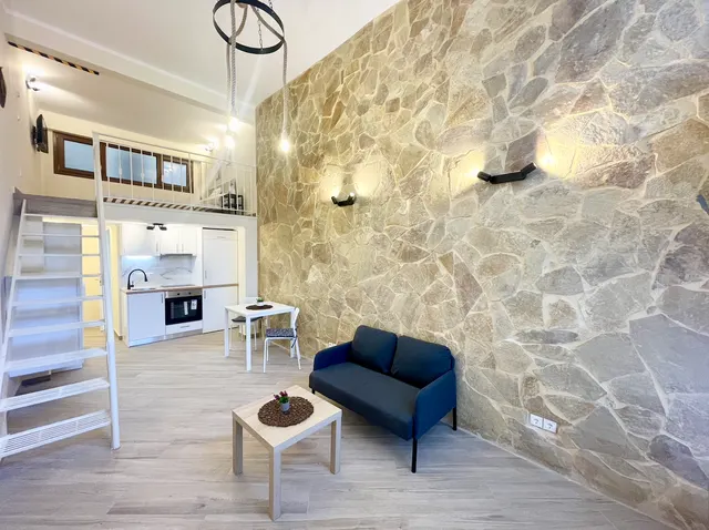 Bright Loft Apartment