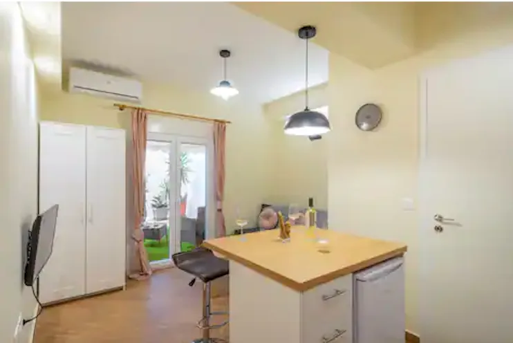 Small studio with Big Garden — 10
